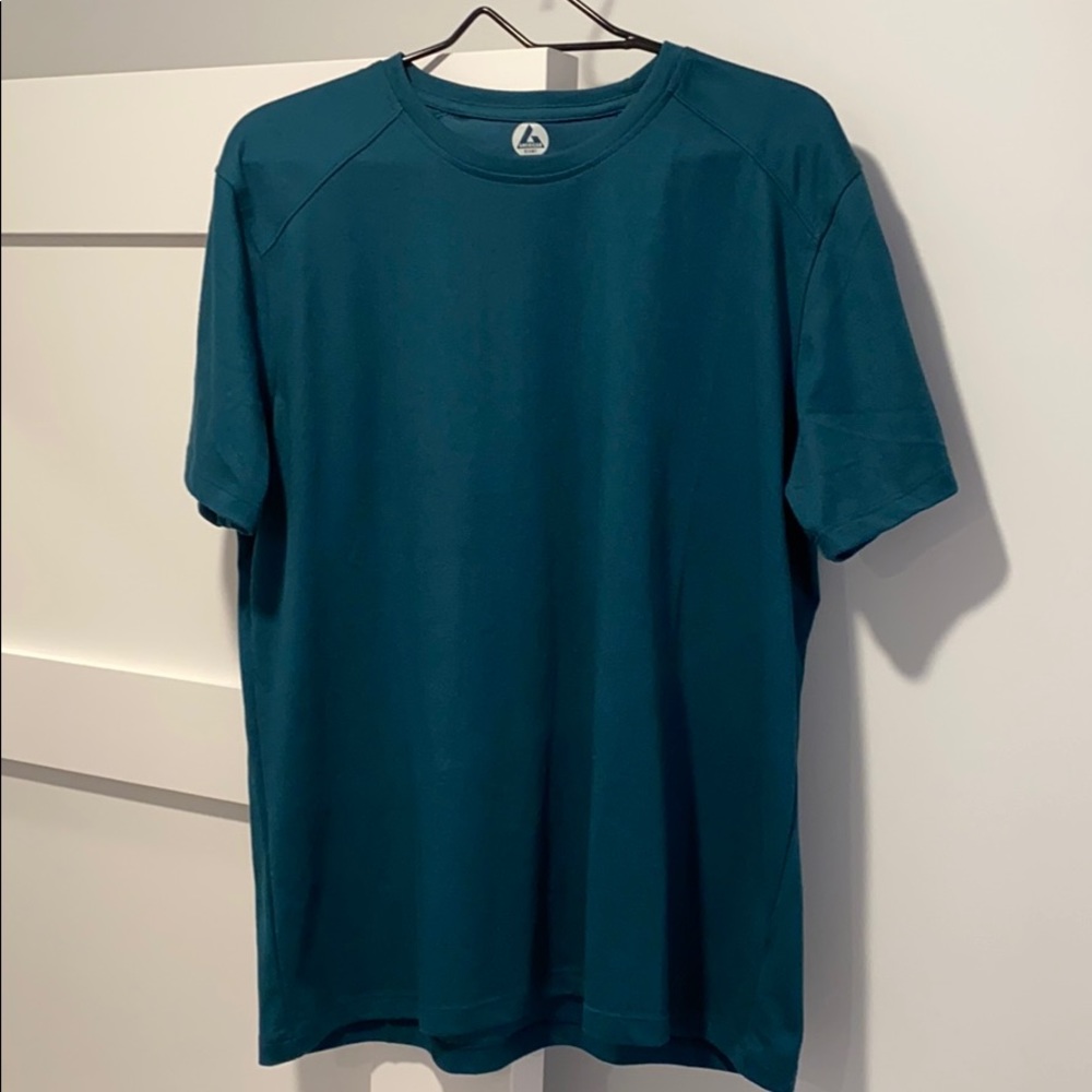American Giant. T. Green. Men’s size L.